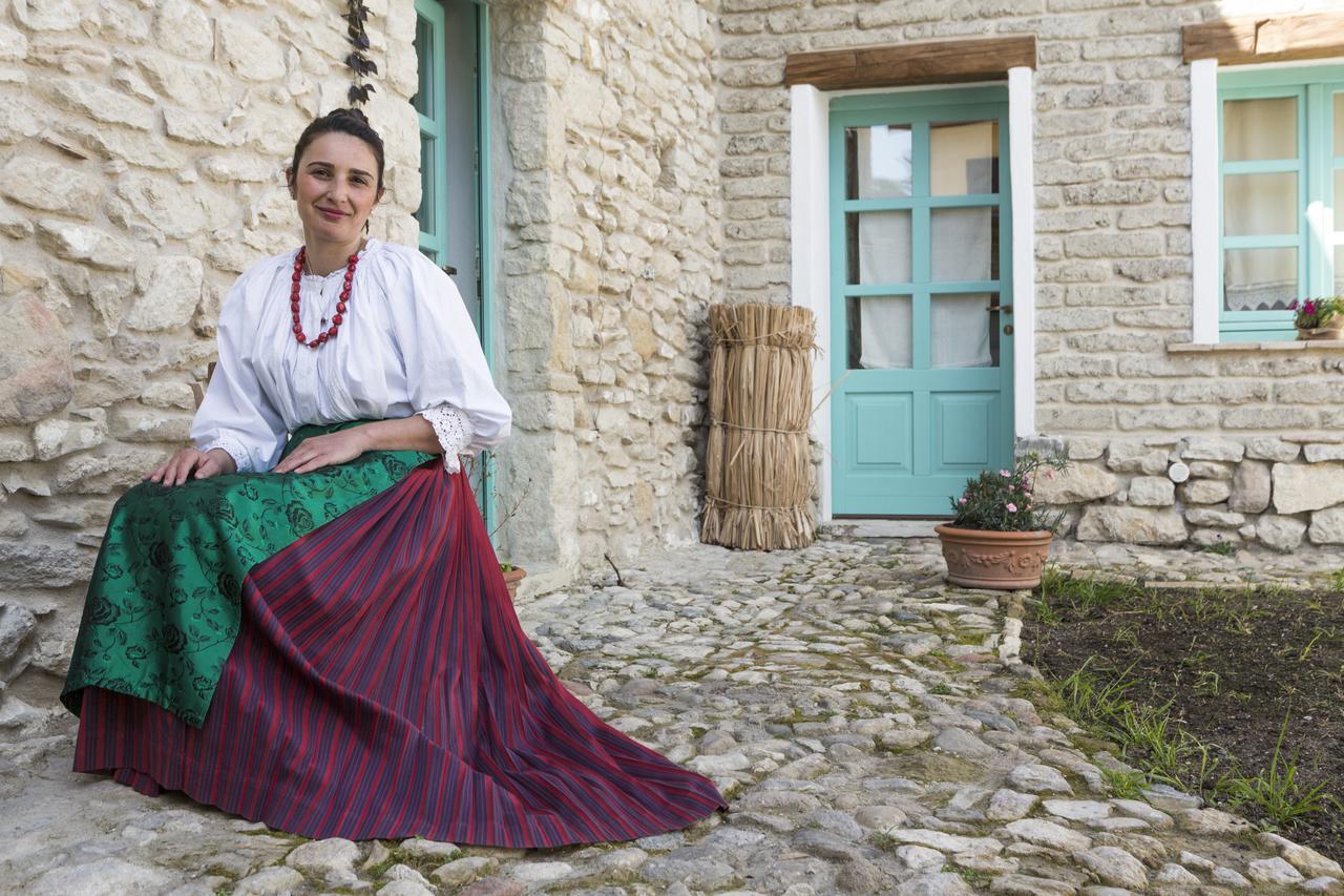 Bed and Breakfast Cortis Antigas Gesturi Exterior foto
