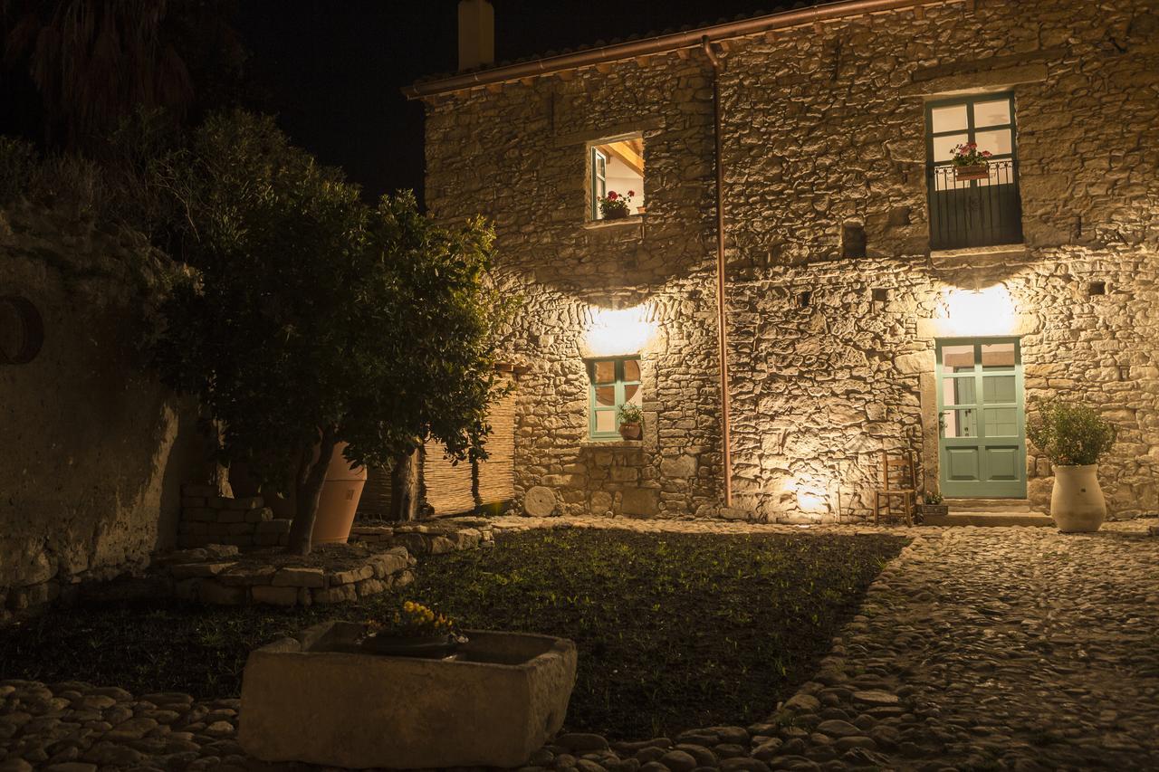 Bed and Breakfast Cortis Antigas Gesturi Exterior foto